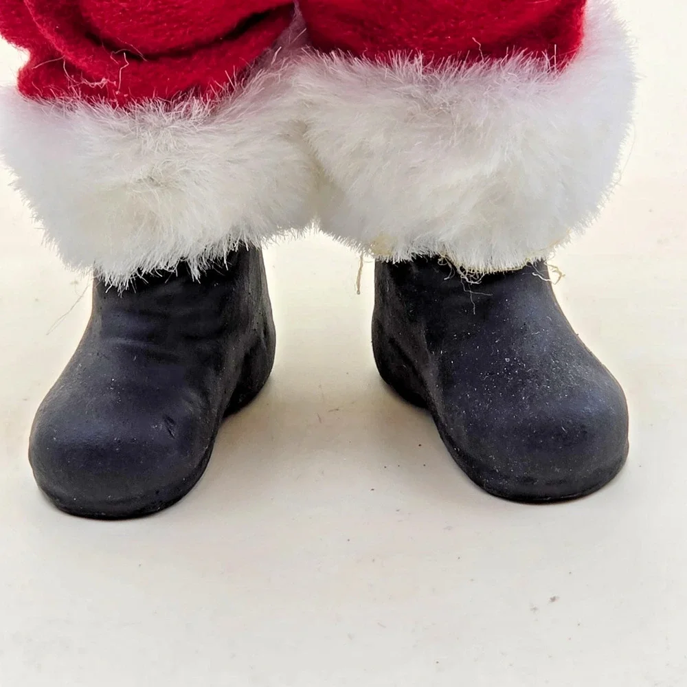 Dept 56 Oh Come All Ye Faithful Possible Dreams Clothique Santa 4025513D in Box